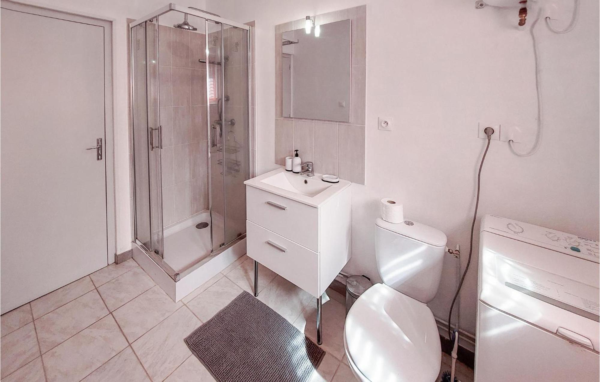 Gorgeous Home In Molinet With Wifi Экстерьер фото