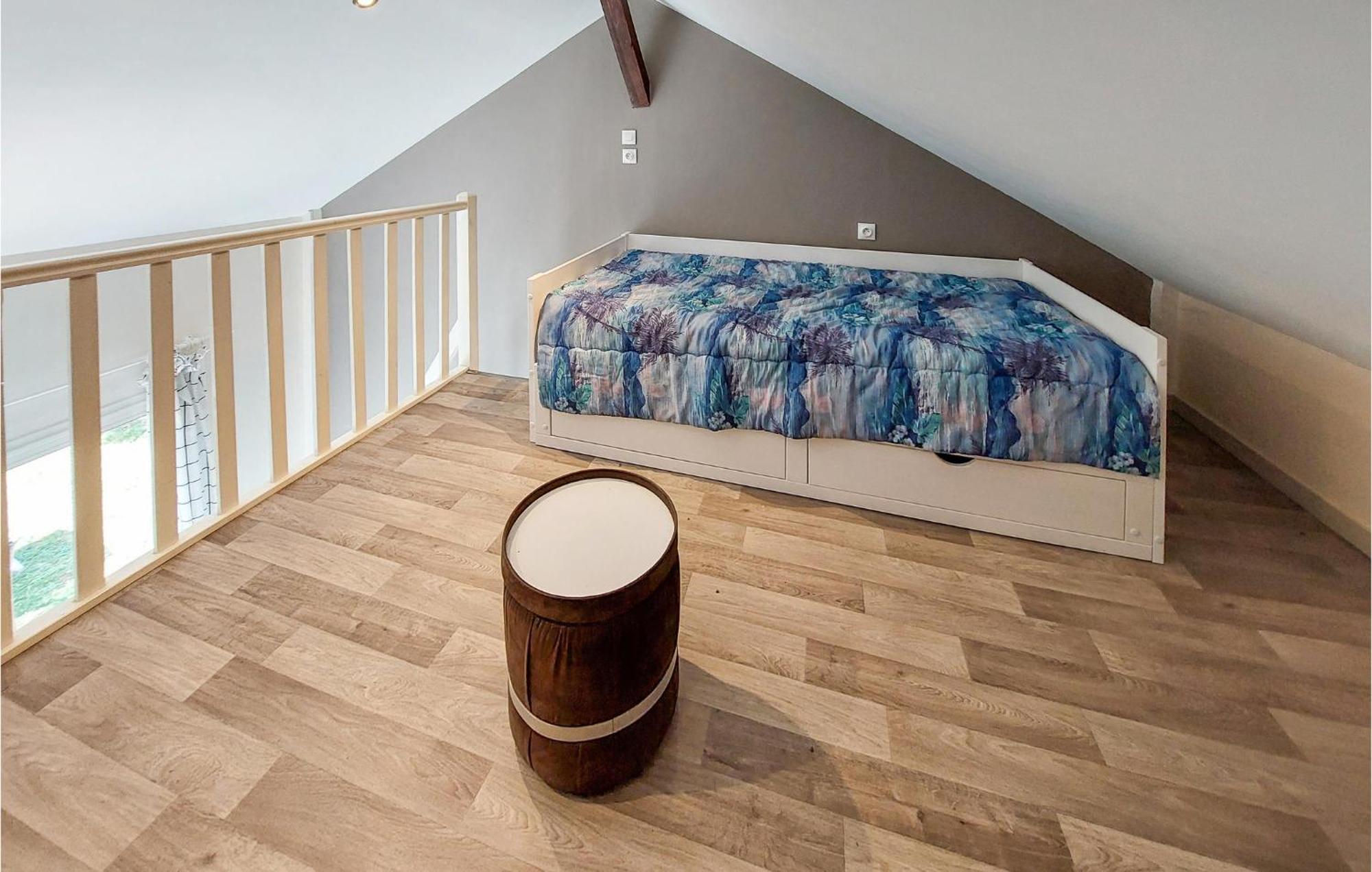 Gorgeous Home In Molinet With Wifi Экстерьер фото